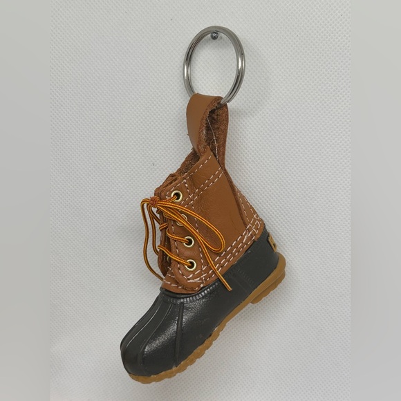 LLBean Brown and Black Boot Keychain - Picture 2 of 3